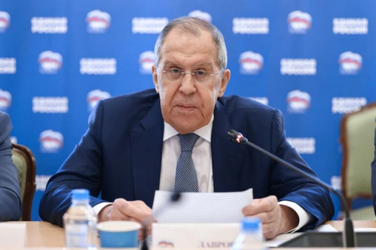 Lavrov: Rusya, Trump yönetimiyle temaslara hazır