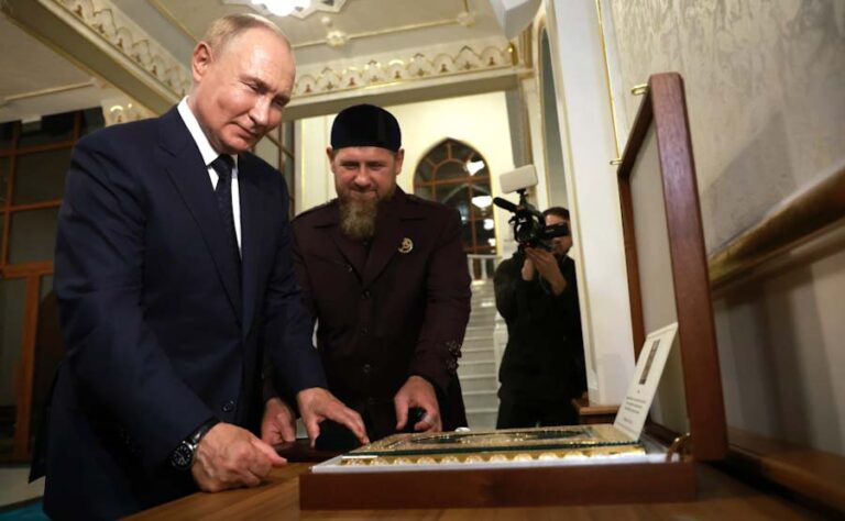 Putin, Çeçenistan’ın onursal vatandaşı oldu