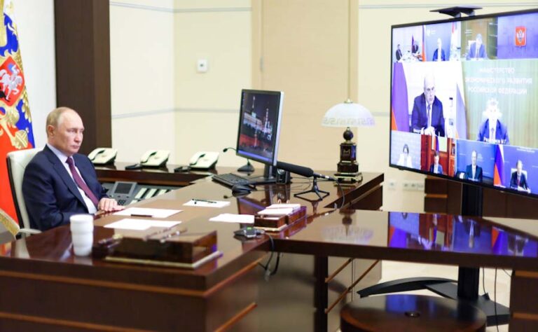 Putin, Güvenlik Konseyi Daimi Üyeleri ile toplantı yaptı; Trump’ın “Af et” teklifine cevap verdi