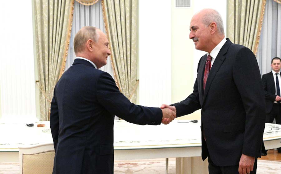 Putin, TBMM Başkanı Kurtulmuş ile Aşkabat’ta görüştü