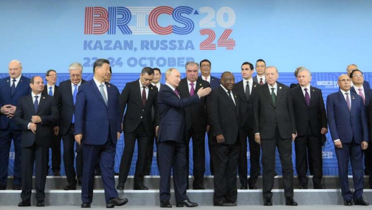 Erdoğan’ın aile fotoğrafı için gecikmesi renkli görüntülere neden oldu