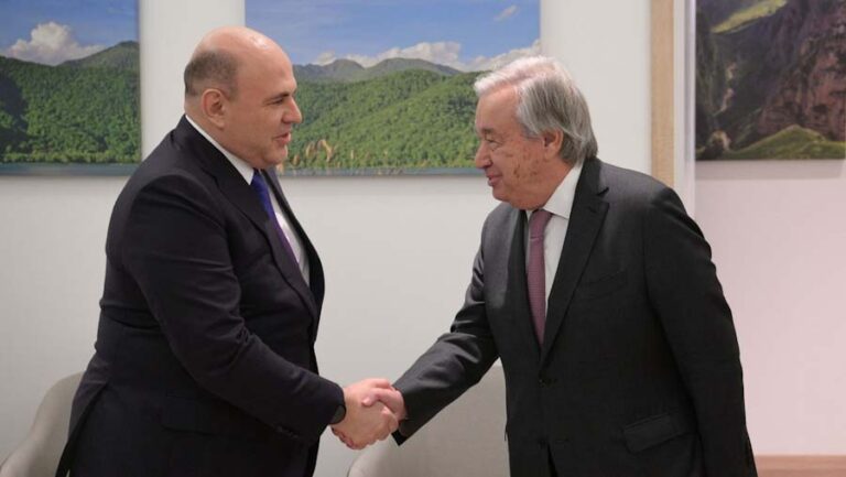 Mişustin ve Guterres Bakü’de bir araya geldi