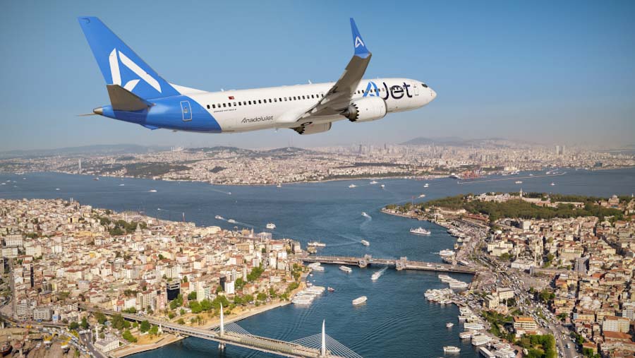 AJet’in İstanbul-St. Petersburg seferleri başladı