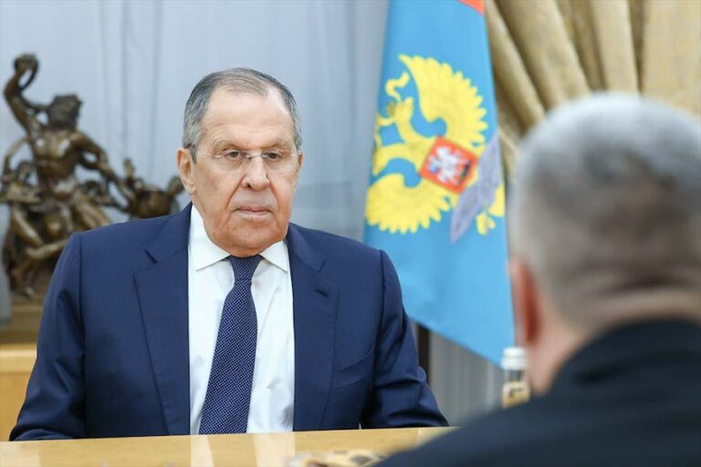 Rusya Dışişleri Bakanı Lavrov, Hindistan ve Pakistan dışişleri bakanlarıyla görüştü