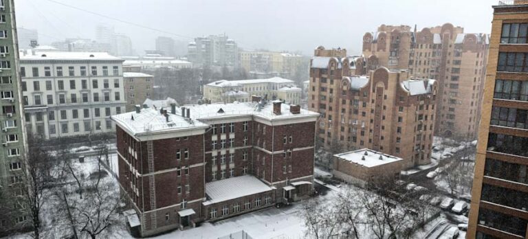 Moskova’da pazar gecesi kar yağışı ve buzlanma bekleniyor