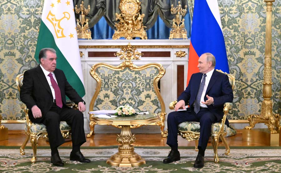 Putin ve Tacikistan Cumhurbaşkanı Rahman güvenlik konularını görüştü