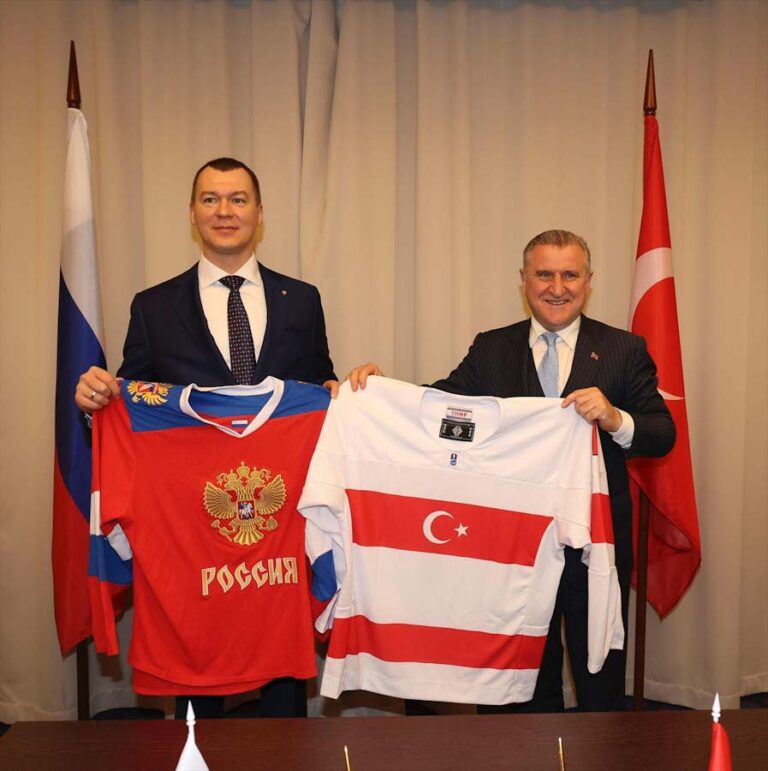 Gençlik ve Spor Bakanı Bak, Rus mevkidaşı Degtyarev ile Rusya’da görüştü