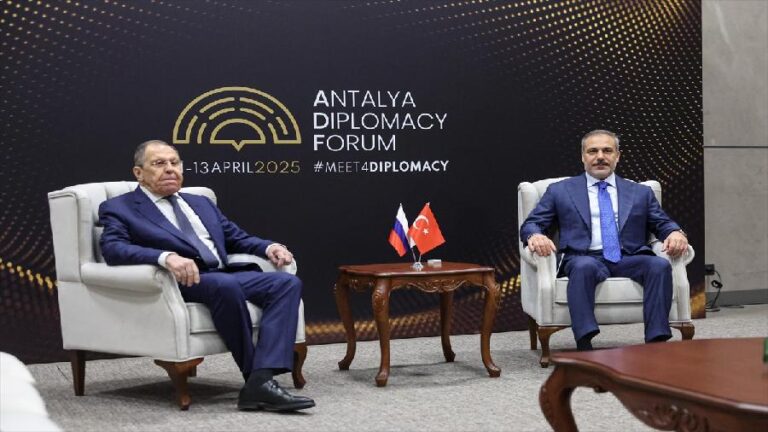 Dışişleri Bakanı Fidan, Antalya’da Rus mevkidaşı Lavrov ile görüştü