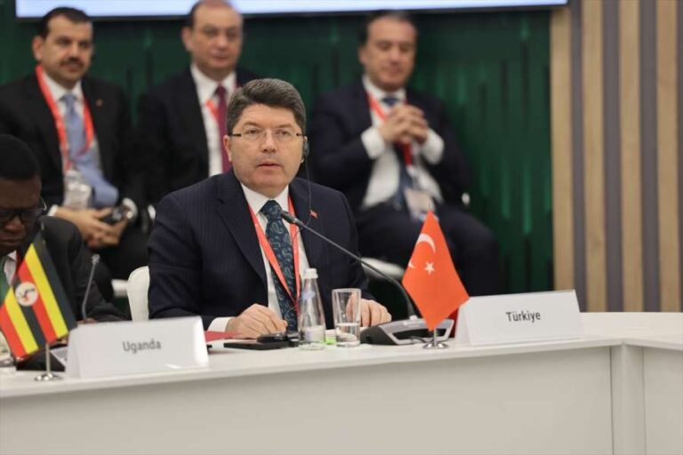 Adalet Bakanı Tunç, “13. St. Petersburg Uluslararası Hukuk Forumu”nda konuştu: