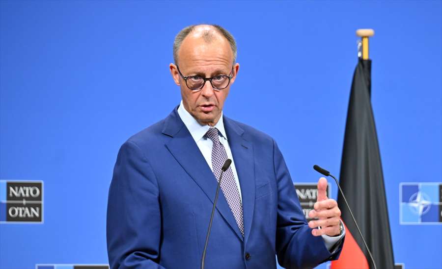 Merz, Trump’a dondurulmuş Rus varlıklarının kullanılmasına ilişkin planları anlattı