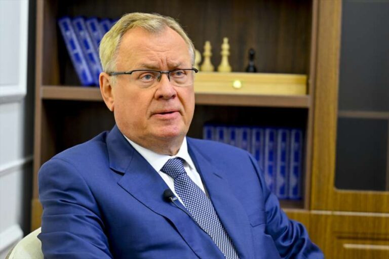 Rus bankası VTB’nin Başkanı Kostin: “Doların tekel dönemi yavaş yavaş sona erecek”