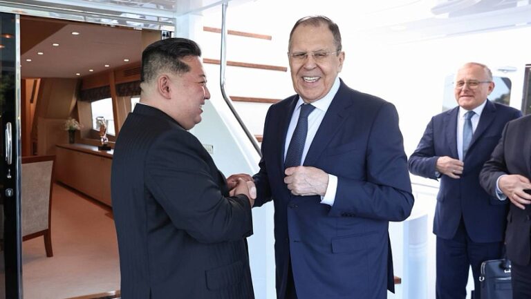 Lavrov ile Kim Jong-un görüşmesine ilişkin detaylar açıklandı