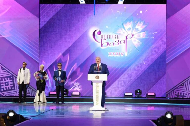 Belarus, Ukrayna ve Rus kültürleri Vitebsk Slav Pazarı Festivali’nde buluştu