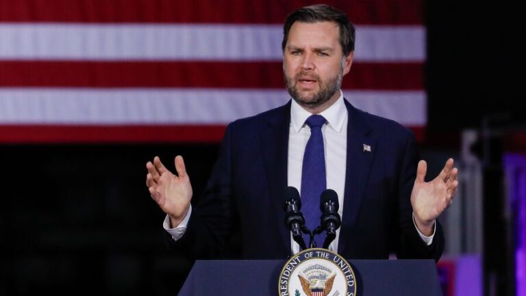 Vance: Rusya ve Ukrayna henüz barış anlaşmasına hazır değil