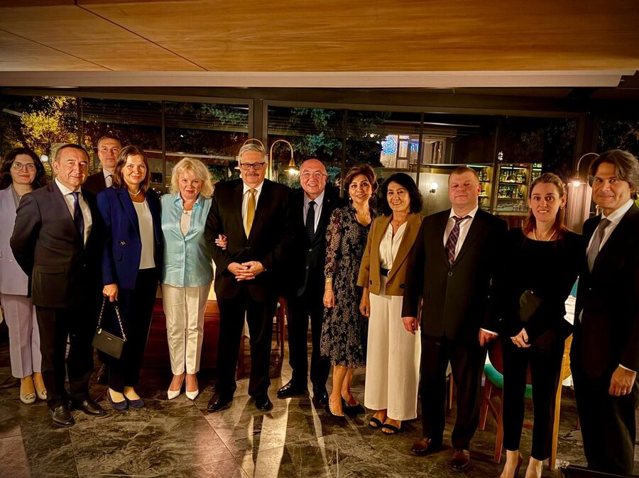 Samsar’dan Rusya Büyükelçisi Erkov için veda yemeği