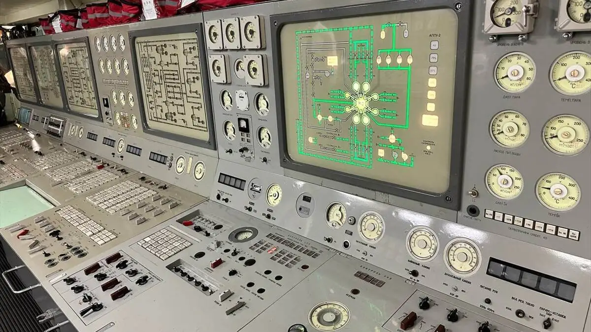 Dunyanin_Ilk_Nukleer_Buzkirani_Lenin-12092025-10