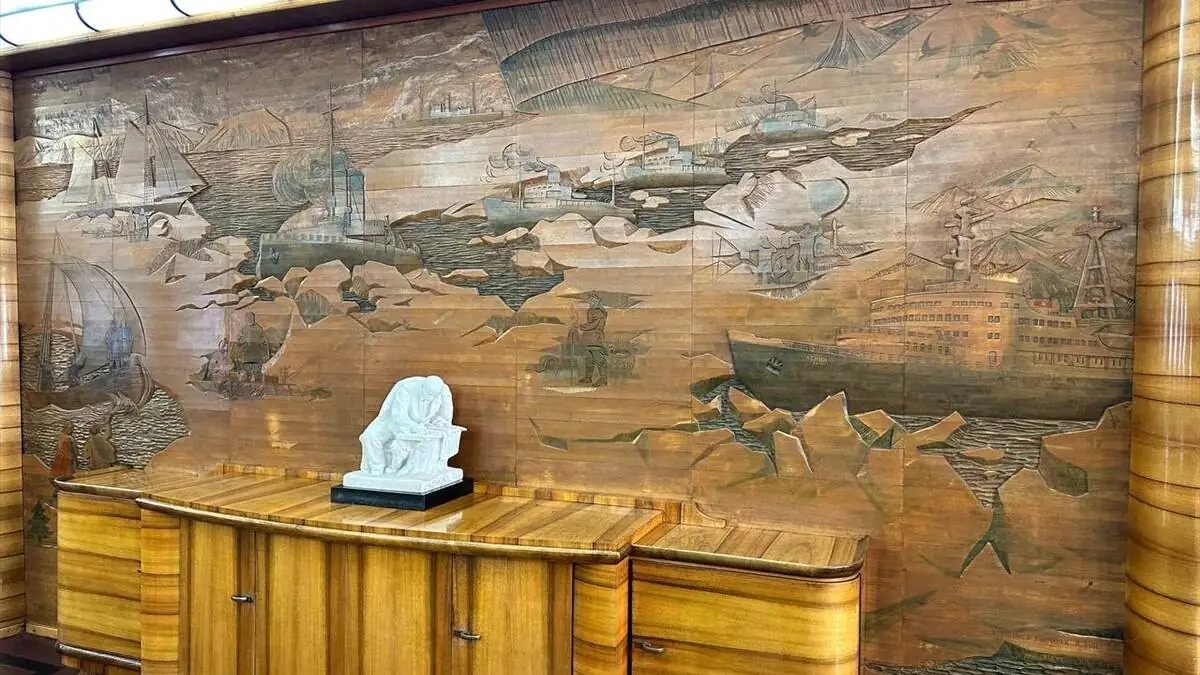 Dunyanin_Ilk_Nukleer_Buzkirani_Lenin-12092025-14