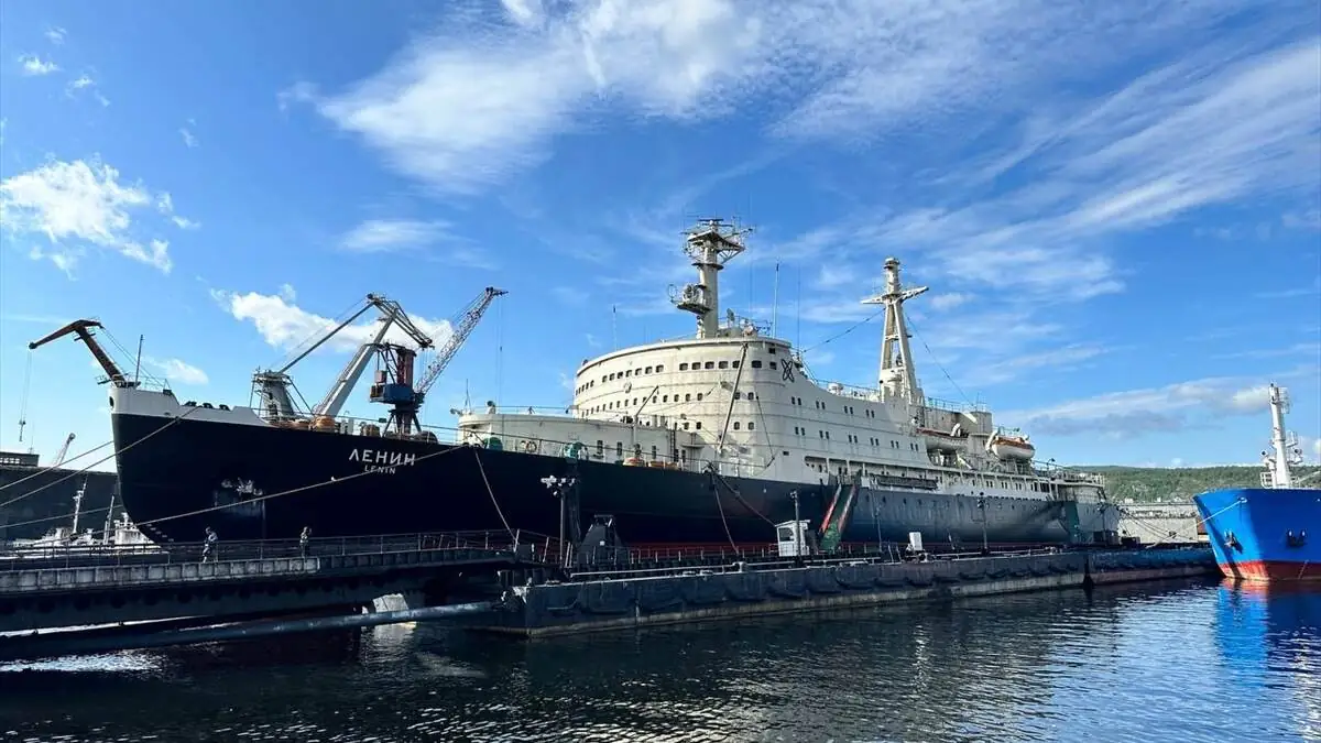 Dunyanin_Ilk_Nukleer_Buzkirani_Lenin-12092025-22