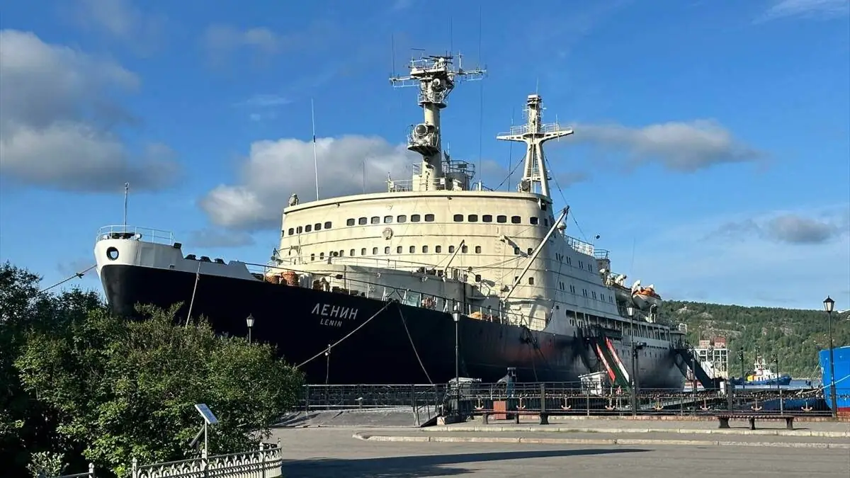 Dunyanin_Ilk_Nukleer_Buzkirani_Lenin-12092025-23