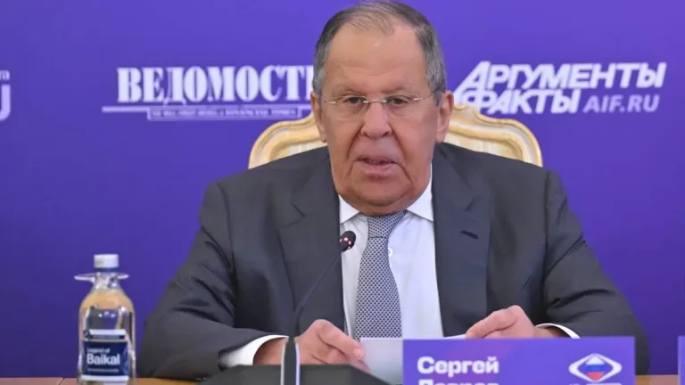 Lavrov: ABD’nin “Tomahawk” planlarının arkasında Avrupa baskısı var