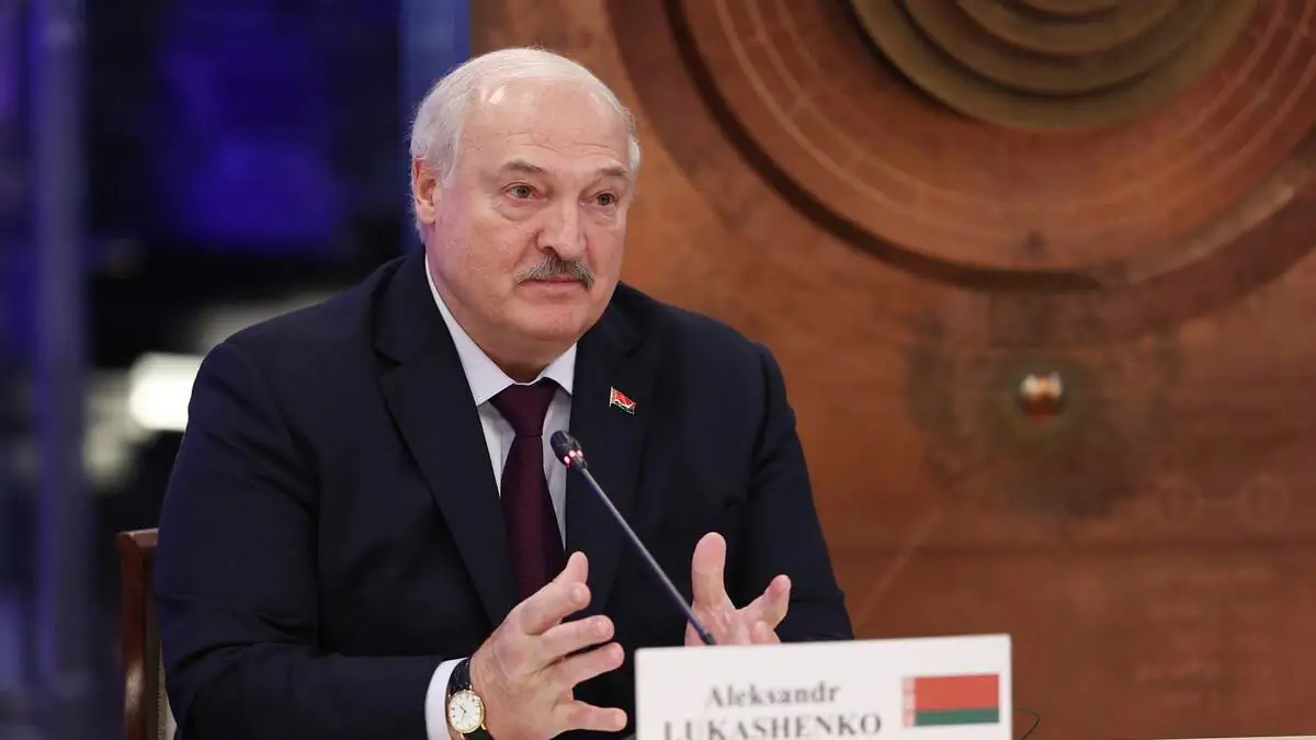 Lukaşenko’dan Zelenskiy’e barış çağrısı: “Oturup anlaşmalı”