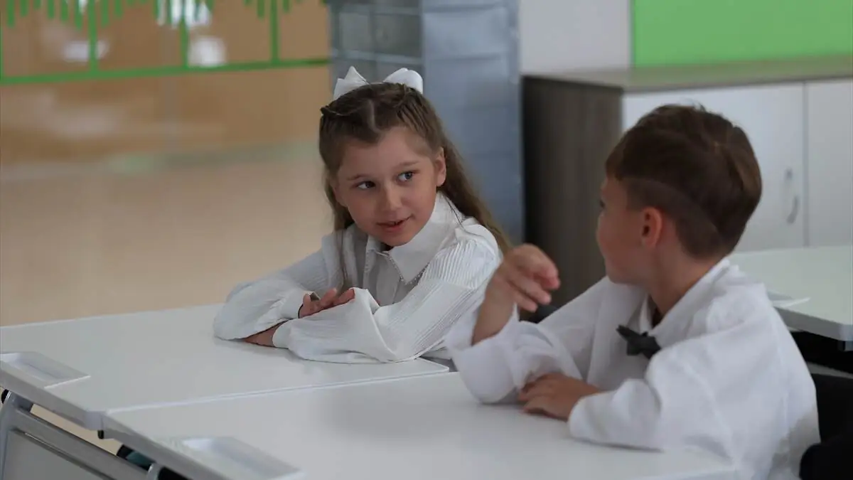 Rosobrnadzor, Rusça konuşan göçmen çocuklarının testten muaf tutulmasını inceleyecek