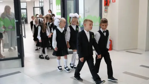İlkokul öğrencilerinin ders yükü 3305 saate kadar artacak