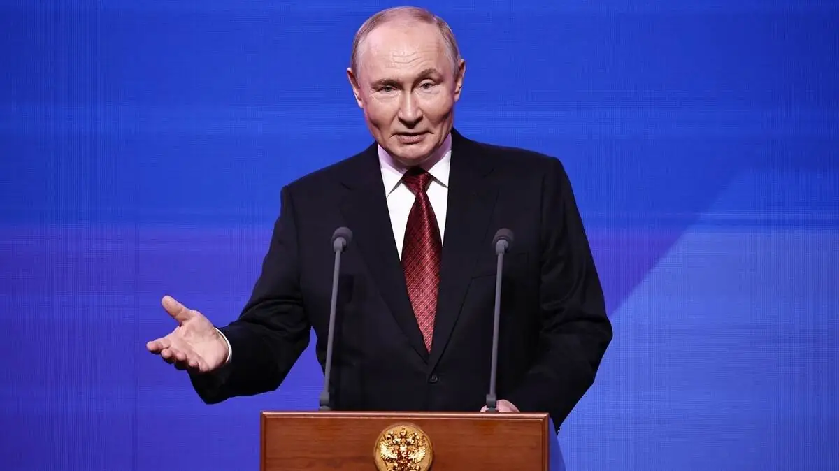 Putin ve Sobyanin Moskova metrosunun yeni hattında ilk seferi başlattı