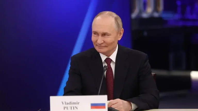 Putin’den Küresel Atom Forumu’nun ardından gece diplomasisi