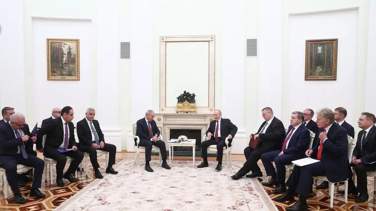 Putin, Küresel Atom Forumu’nun ardından bir dizi görüşme gerçekleştirdi