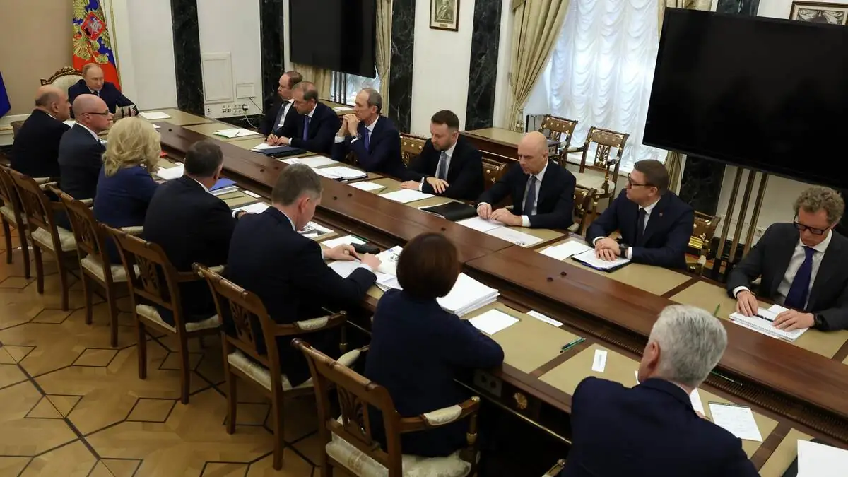 Rusya’da ekonomik büyüme masaya yatırıldı