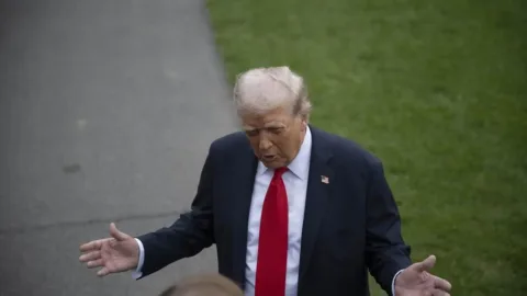 Trump, bu yıl Rusya’yı ziyaret etme ihtimalini dışlamadı