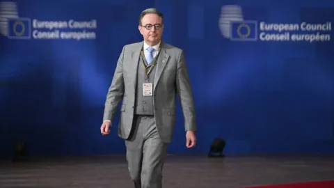 Belçika Başbakanı: “Rusya’nın Ukrayna’da yenilgiye uğrayacağına inanmak tam bir masal”