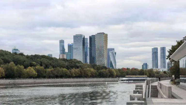 Moskova’da cumartesi günü hava 15 dereceye kadar çıkacak