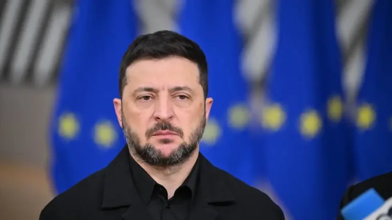Zelenskiy: “Ukrayna, ABD ve Rusya’nın katılımıyla üçlü bir toplantı yapılması konusunda anlaştık”