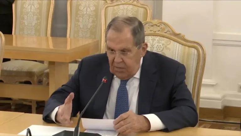 Lavrov’dan Balkanlar uyarısı: Askeri denge tehlikeli biçimde değişiyor