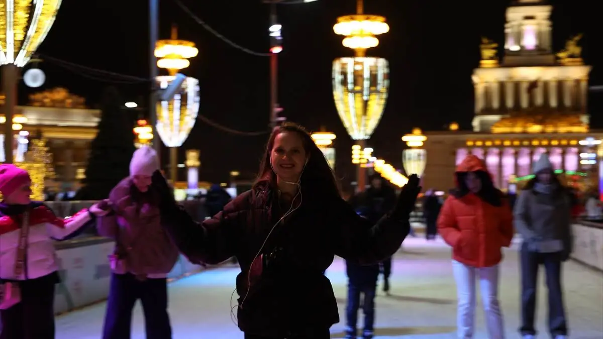 Moskova_VDNH_buz_pisti-30112025-1