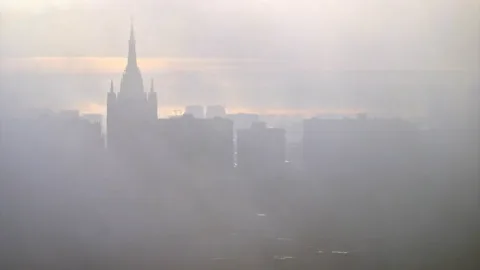 Moskova güne sisle uyandı