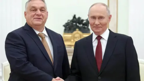 Putin, Macaristan Başbakanı Orban ile Ukrayna’yı görüştü