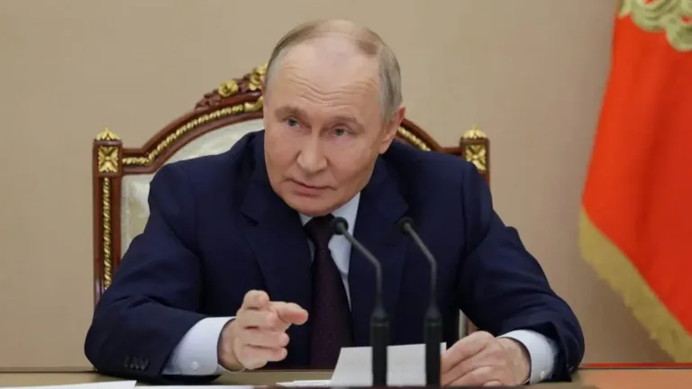 Putin: Yapay Zeka Modelleri Rus Uzmanlarca Eğitilmeli