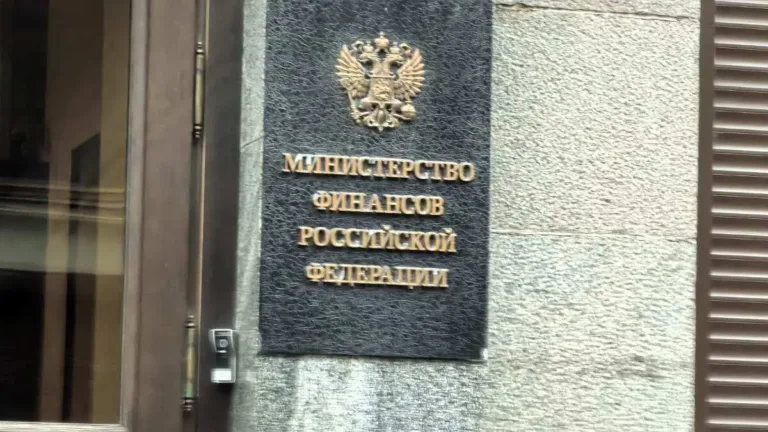 Rusya’nın petrol ve doğal gaz gelirleri kasımda yüzde 33,8 azaldı