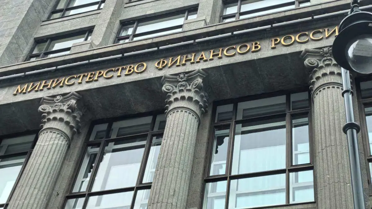 Rusya’da bütçe açığı artan harcamalarla 4,2 trilyon rubleye çıktı