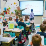 Devlet Duması’nda öğretmenler için birleşik maaş sistemi önerisi