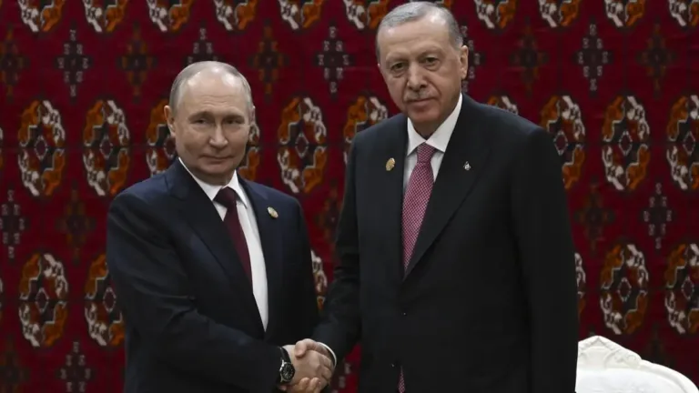 Cumhurbaşkanı Erdoğan, Rusya Devlet Başkanı Vladimir Putin ile bir araya geldi.