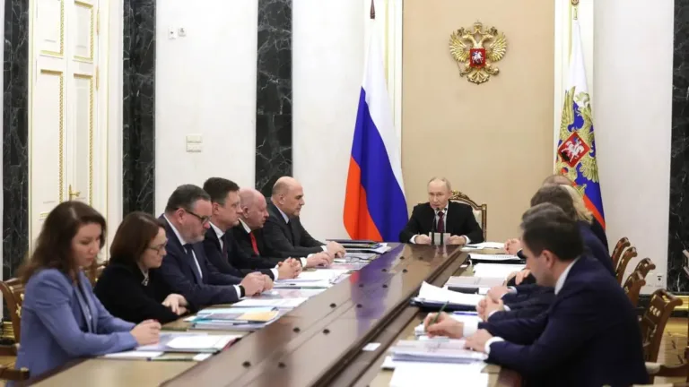 Putin: Enflasyonla mücadele önlemleri sonuç veriyor
