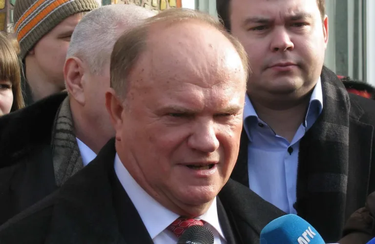 Zuganov, Kiev’in Putin’in konutuna yönelik saldırısına sert yanıt verilmesini istedi