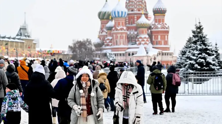 Meteorolog uyardı: Moskova’da iki gün sürecek kar örtüsü bekleniyor