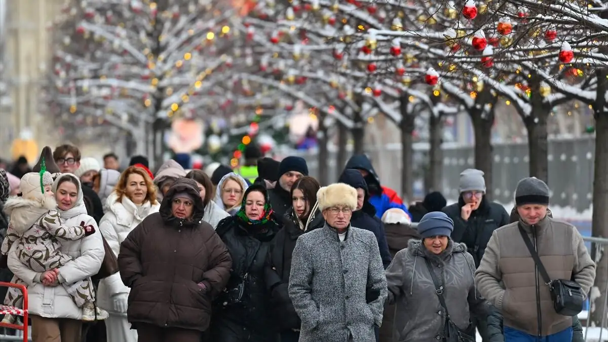 Kizil_Meydan_kis_kar_Rus_halki-05012026-5