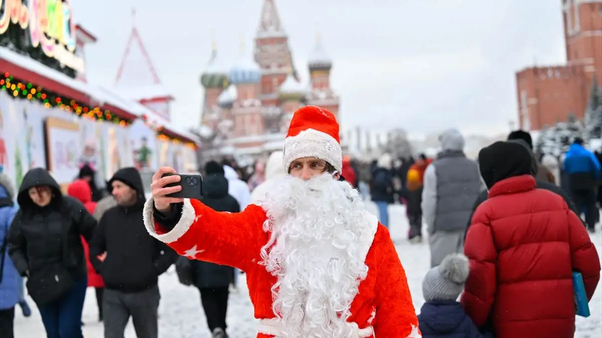 Kizil_Meydan_kis_kar_Rus_halki-05012026-8