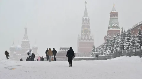 Moskova’da ani soğuma alarmı: Pazar sabahı buzlanma etkili olacak